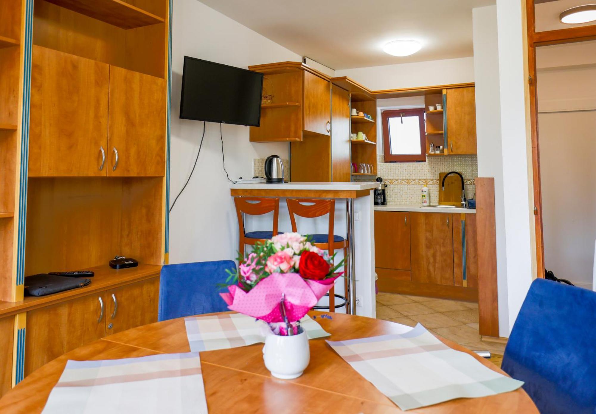 Roger Federer Apartmanja Balatonfured Exterior photo